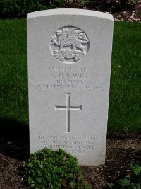 Klagenfurt War Cemetery - Eaves, Frederick Douglas